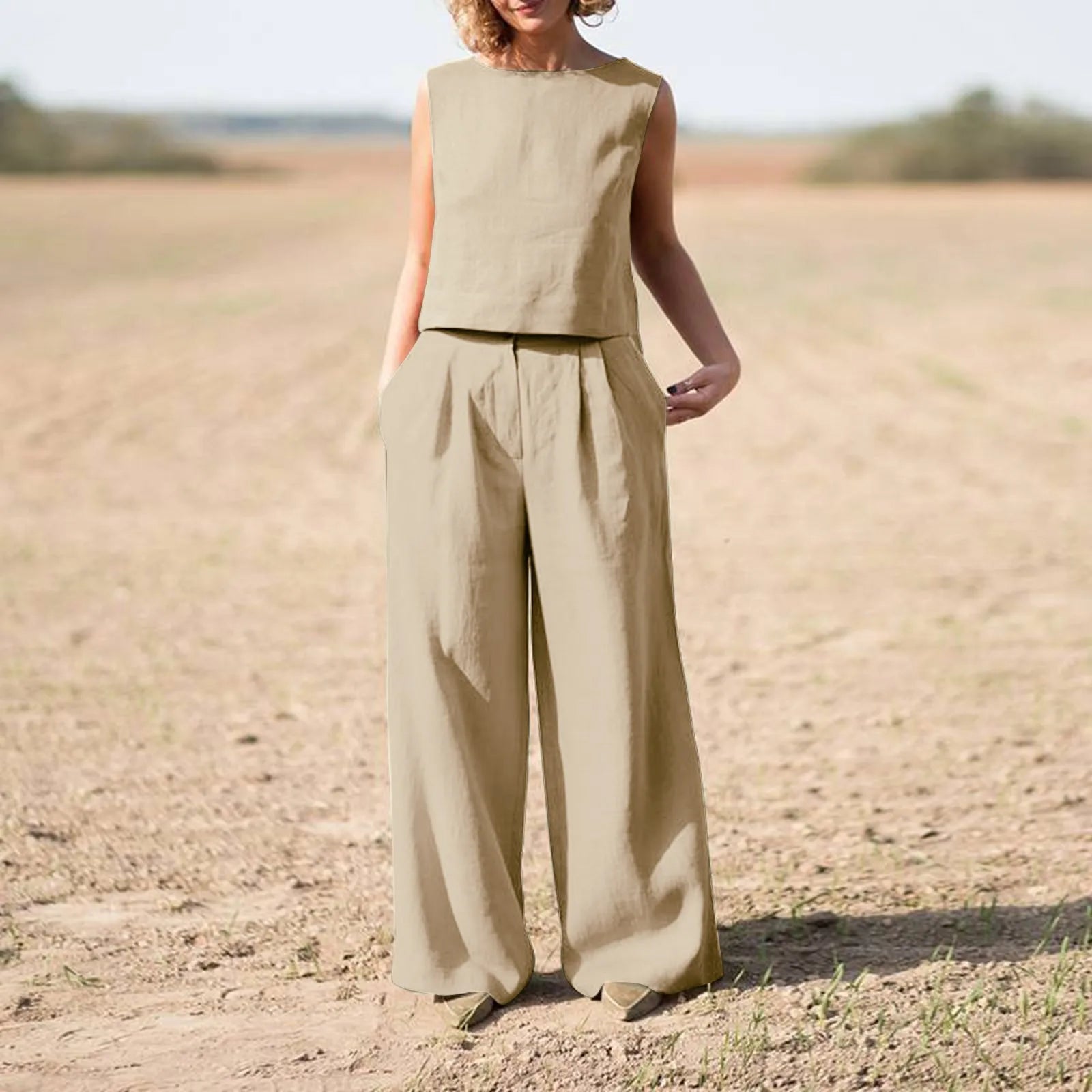 Women's Sleeveless Trousers Suit