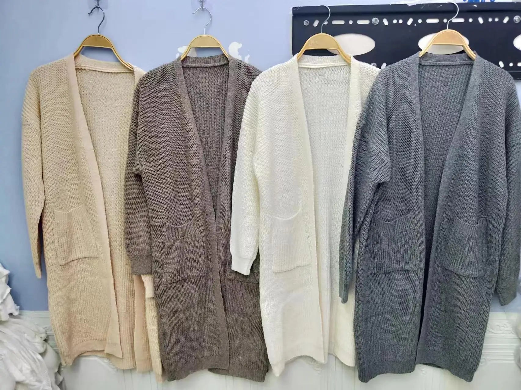 Women's Pocketed Sweater Cardigan